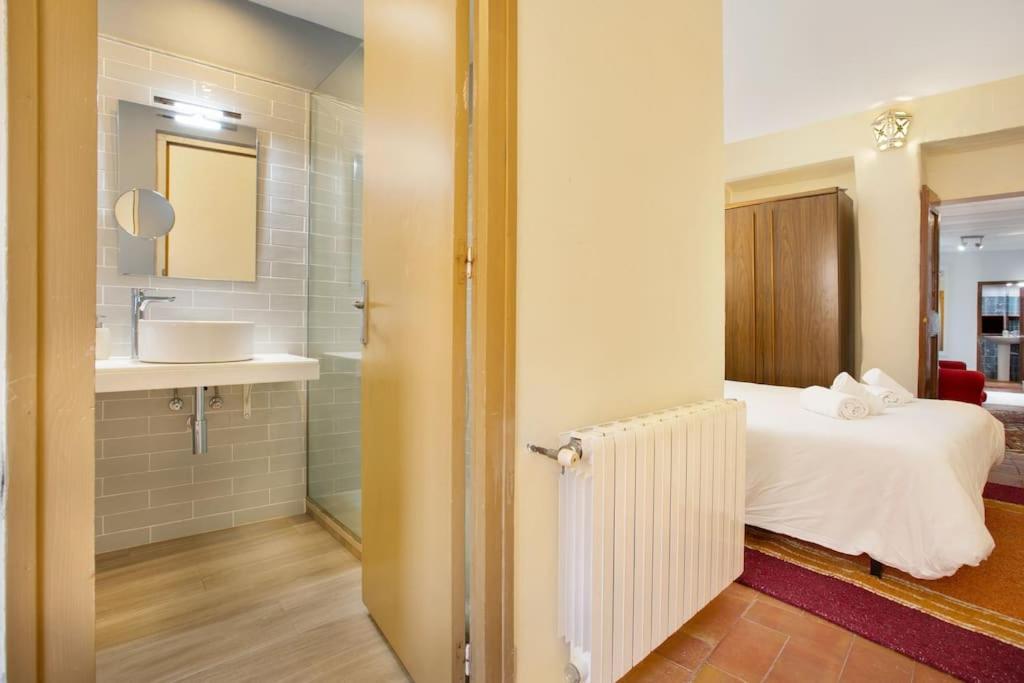 Casa Torre Cruilles Big, Stylish, Modernized 'Castle' Prime Costa Brava With Ac 빌라 외부 사진